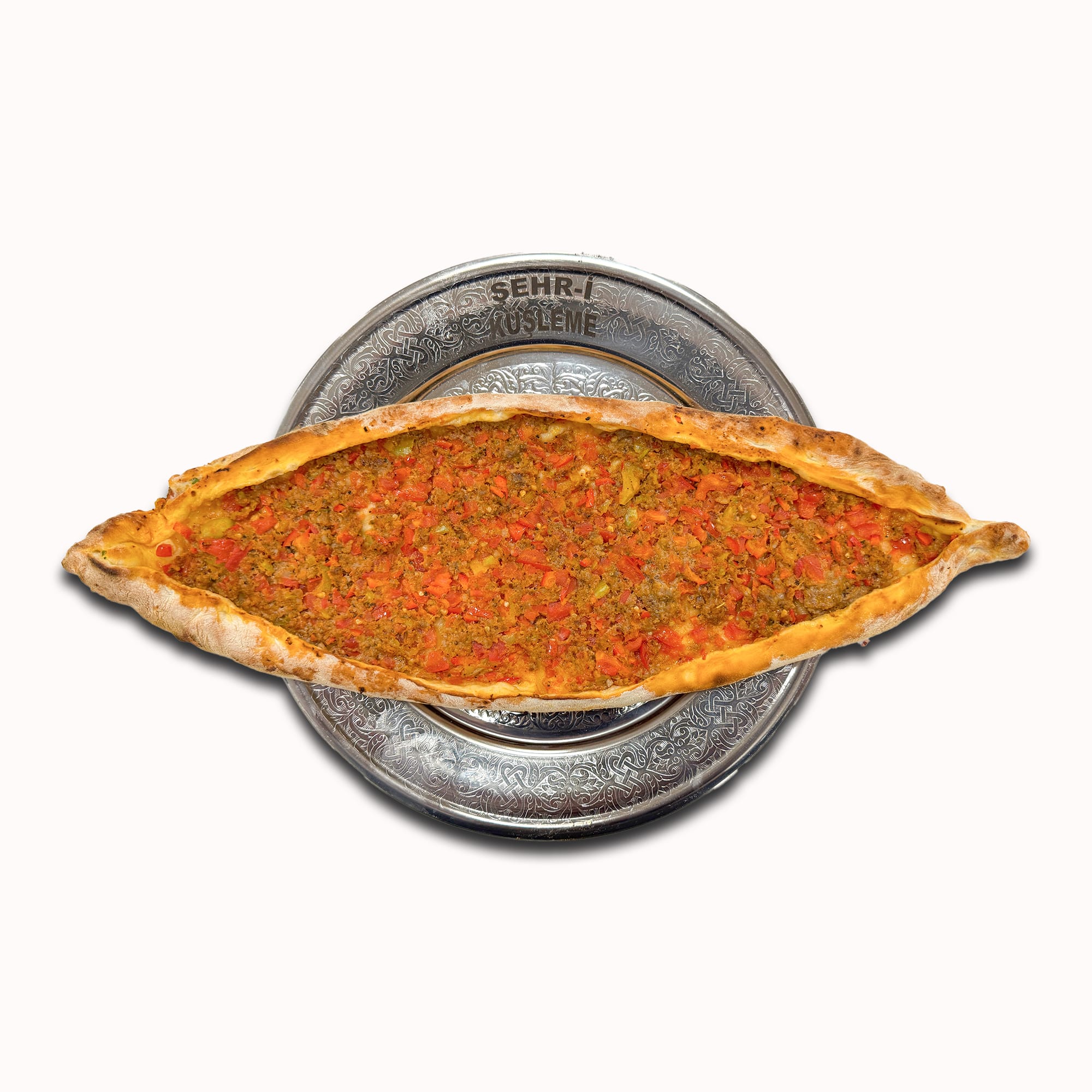 Пиде с рубленым мясом и сыром кашар